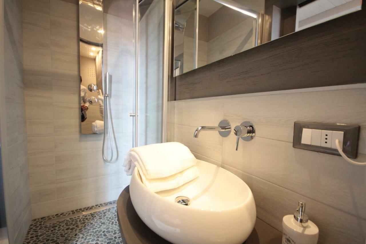 Eda Grey Apartment Флоренция Екстериор снимка