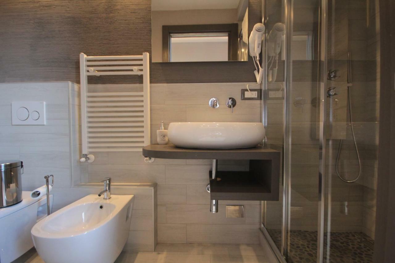 Eda Grey Apartment Флоренция Екстериор снимка